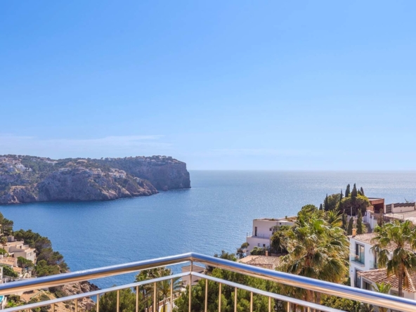 Einzigartiges Penthouse mit spektakulärem Meerblick und privatem Pool